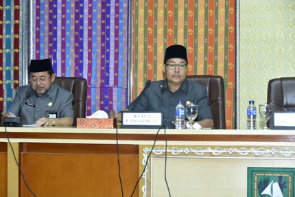 Jawaban Pandangan Fraksi PAN: Ratio Bengkalis 2018 Lebih Baik dari Riau dan Nasional